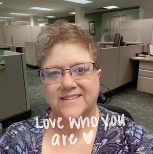 Meet your Posher, Edie